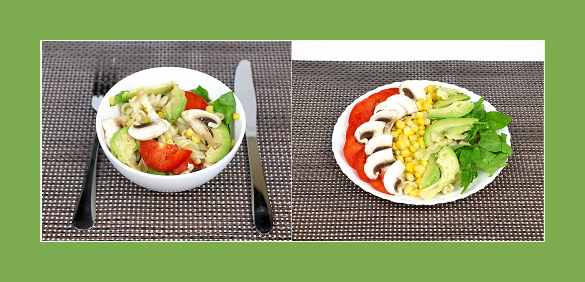 Schmackhafter Nudelsalat mit Avocado, Spinat, Tomaten, Pilzen und Mais